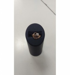 Золотое кольцо с бриллиантом 1,85 гр