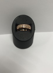 Золотое кольцо с камнем 4,56 гр