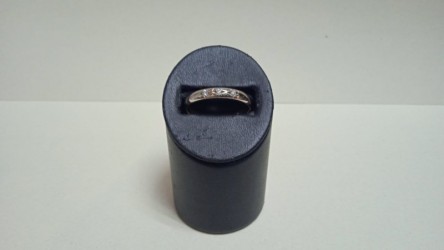 Золотое кольцо с бриллиантами 1,98 гр