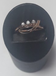 Золотое кольцо с бриллиантами 1,52 гр