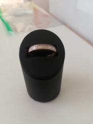 Золотое кольцо с бриллиантами 2,03 гр.