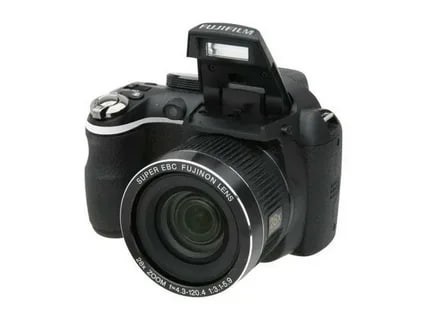 Компактный фотоаппарат Fujifilm FinePix S3400