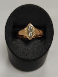 Золотое кольцо 2,76 гр.
