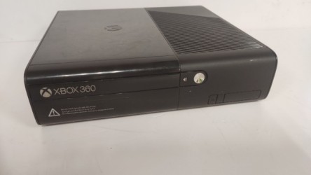 Игровая консоль Xbox 360 E 250 Гб