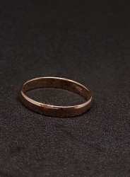 Золотое кольцо 1,51 гр.