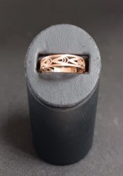 Золотое кольцо 1,84 гр.